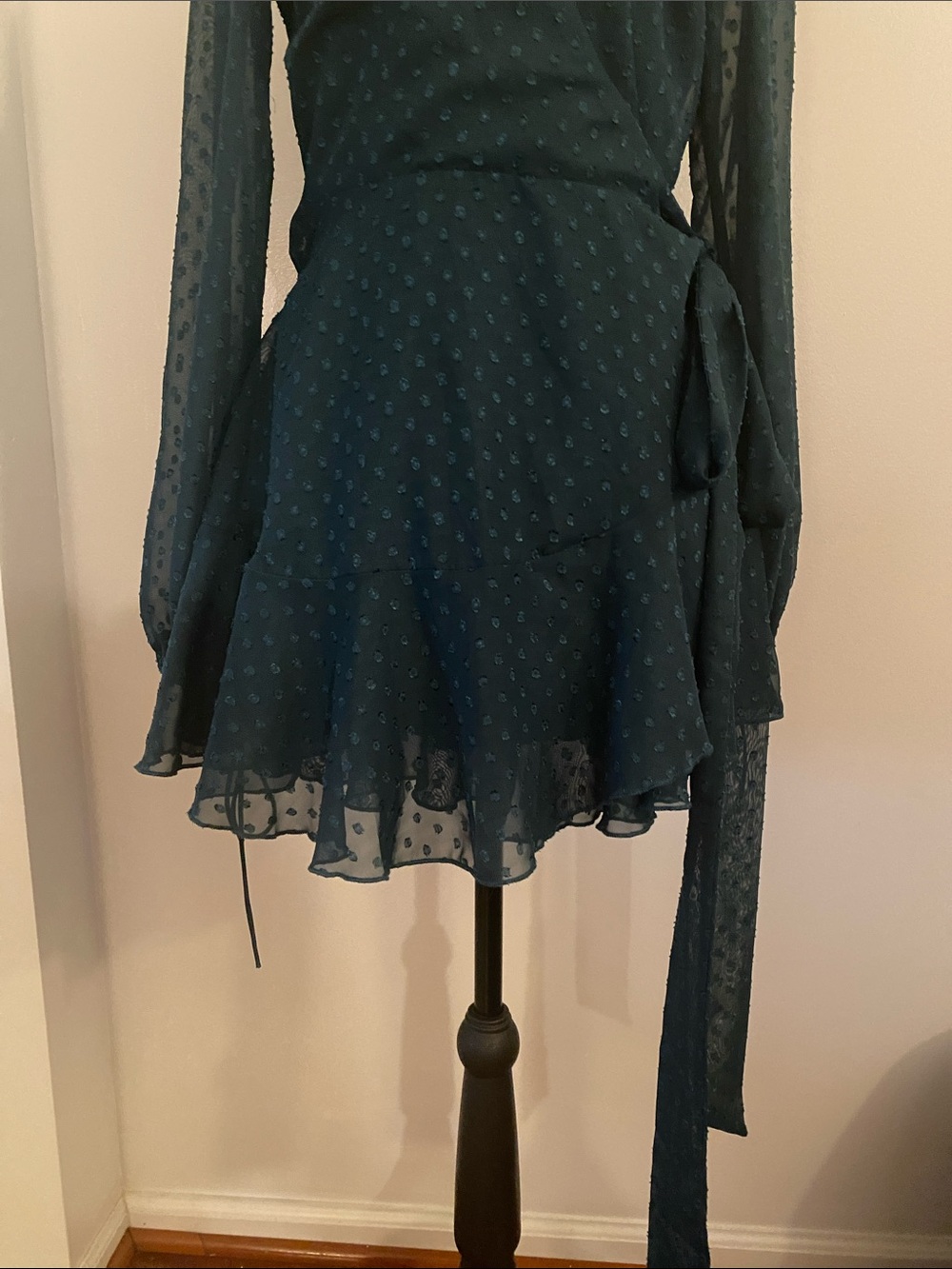 Lucy in the sky wrap mini dress medium - Picture 2 of 9